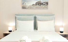 Elizabeth Apartments Himare